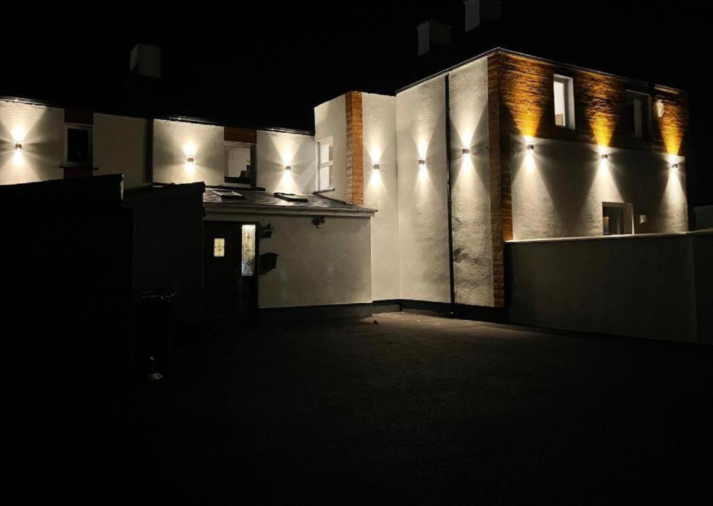#1 Tgha Luxury Studio Apartment In את'לון מראה חיצוני תמונה