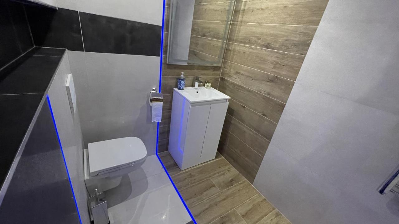 #1 Tgha Luxury Studio Apartment In את'לון מראה חיצוני תמונה