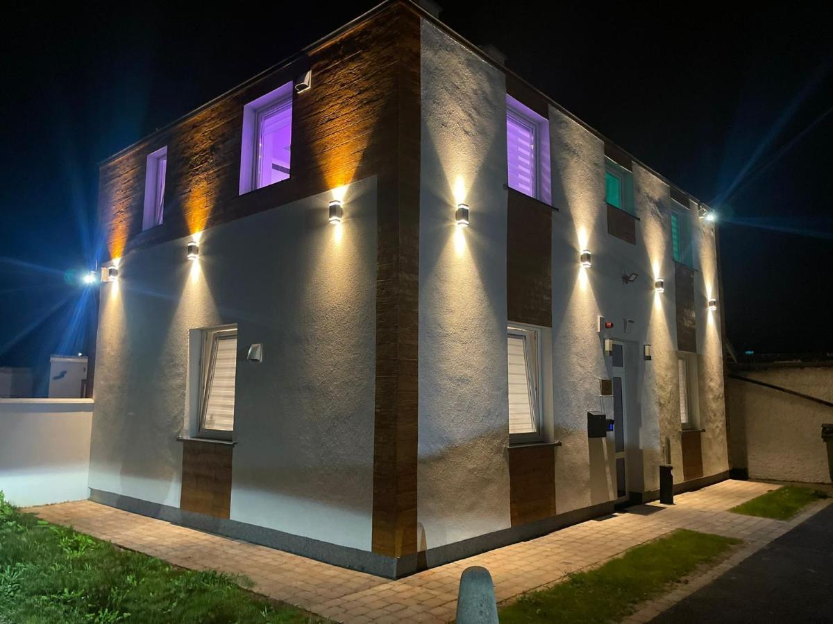 #1 Tgha Luxury Studio Apartment In את'לון מראה חיצוני תמונה