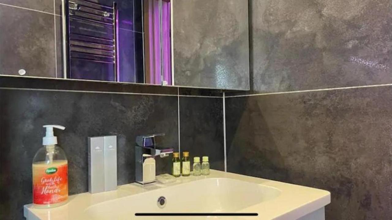 #1 Tgha Luxury Studio Apartment In את'לון מראה חיצוני תמונה
